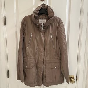 BCBGeneration - Lightweight Tan Jacket - Women’s XL